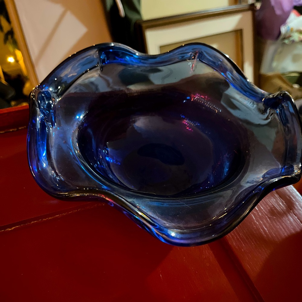 Spanish blown glass bowl-blue - Picture 2 of 6